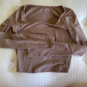 hollister square neck top!
